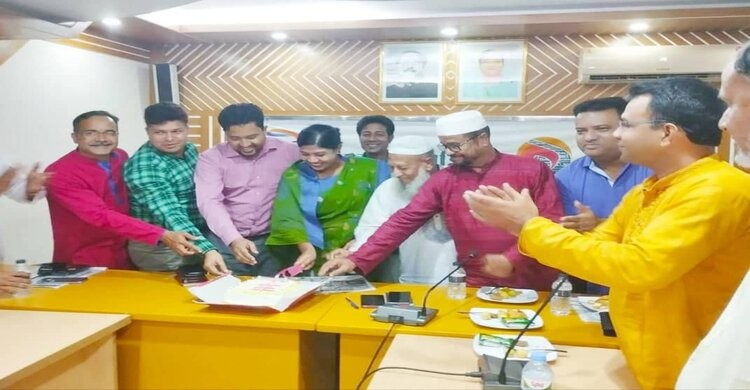 শিবপুরে আজকের পত্রিকার ১ম বর্ষপূর্তি উদযাপন